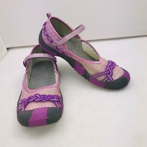 Jambu Mary Jane + All Terrain Design